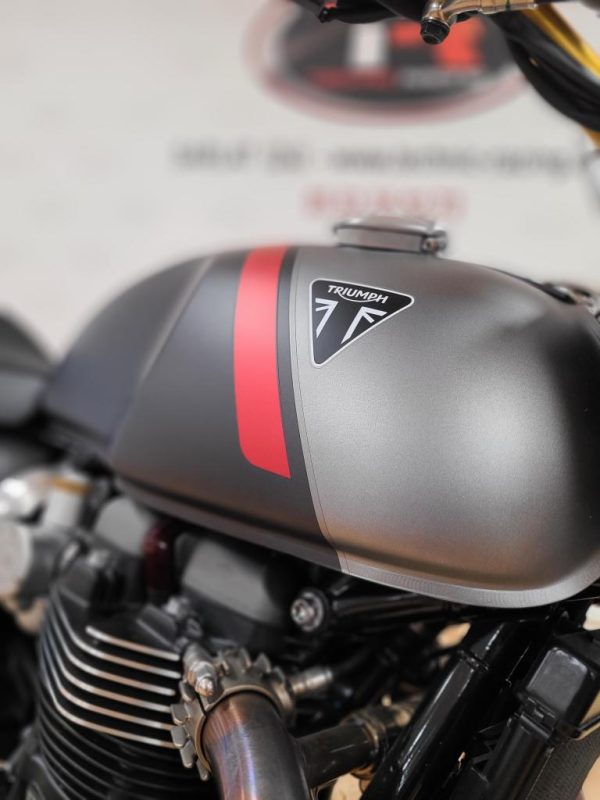TRIUMPH THRUXTON 1200 RS street bike – Image 7