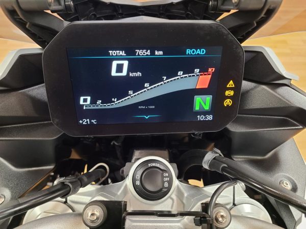 *** Affaire *** BMW F 900 XR full + valises – Image 5